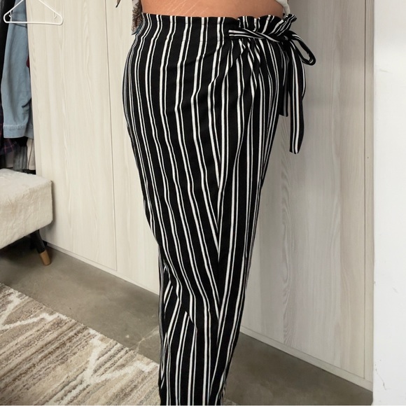 Striped Trousers With Belt - Picture 3 of 5